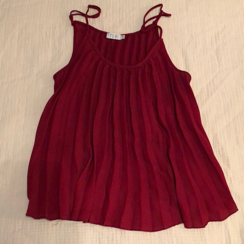 Red Flowy Pleated Tank